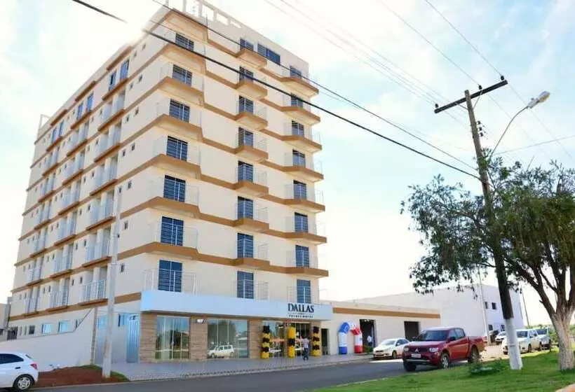 Hotelli Dallas Palace