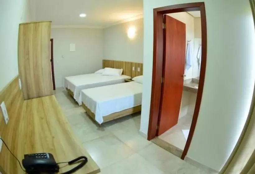 Hotelli Dallas Palace