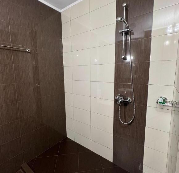 酒店 Galabova Guest House