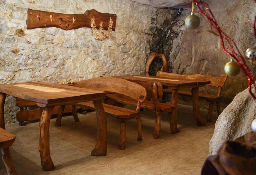 酒店 Galabova Guest House