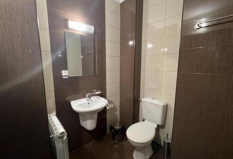 酒店 Galabova Guest House