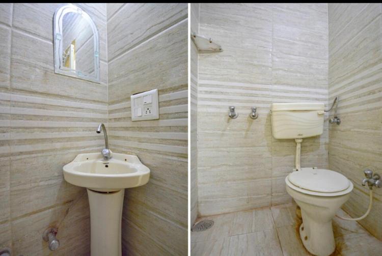 Hotelli Spot On 37048 Saini Guest House