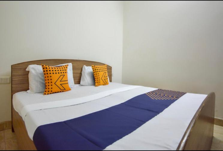 Hotelli Spot On 37048 Saini Guest House