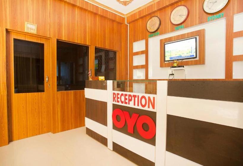 Oyo 314 Hotel Holy Palace