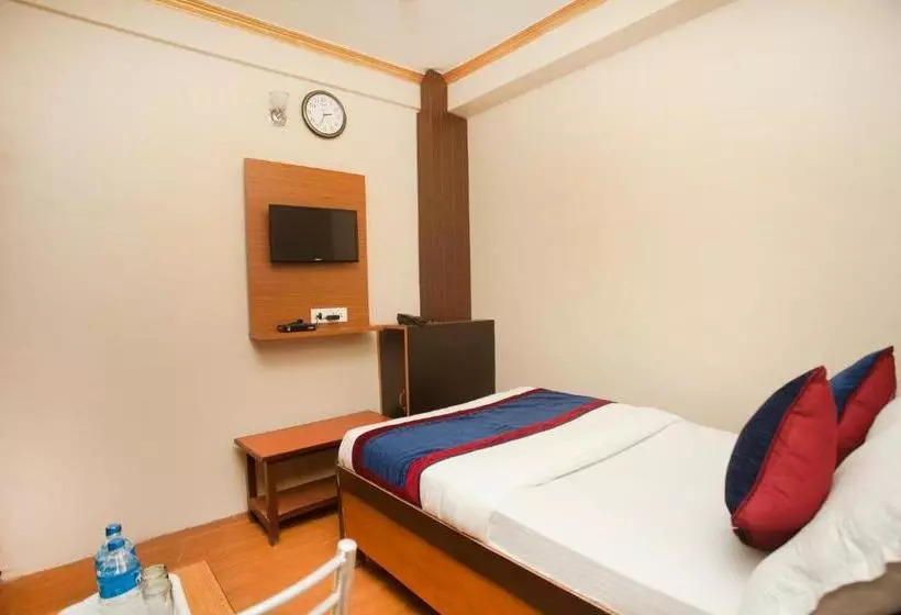 Oyo 314 Hotel Holy Palace