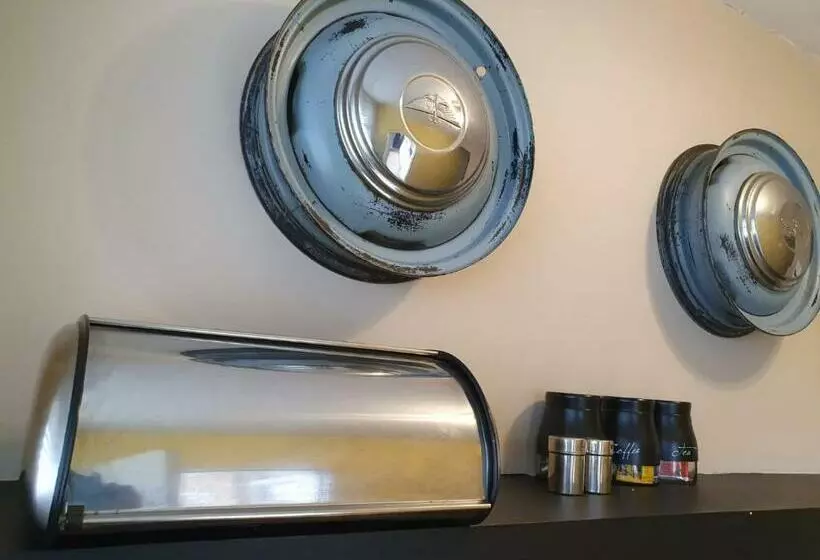 پانسیون Domba Self Catering Suites