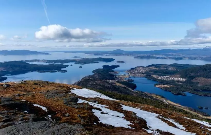 Majatalo Husnes Sentrum Hotell