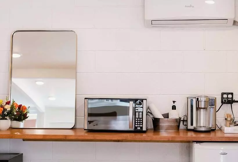 Retkeilymaja Grand Pine Cabins