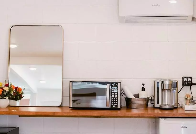 Retkeilymaja Grand Pine Cabins