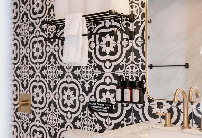 فندق صغير Grand Pine Cabins