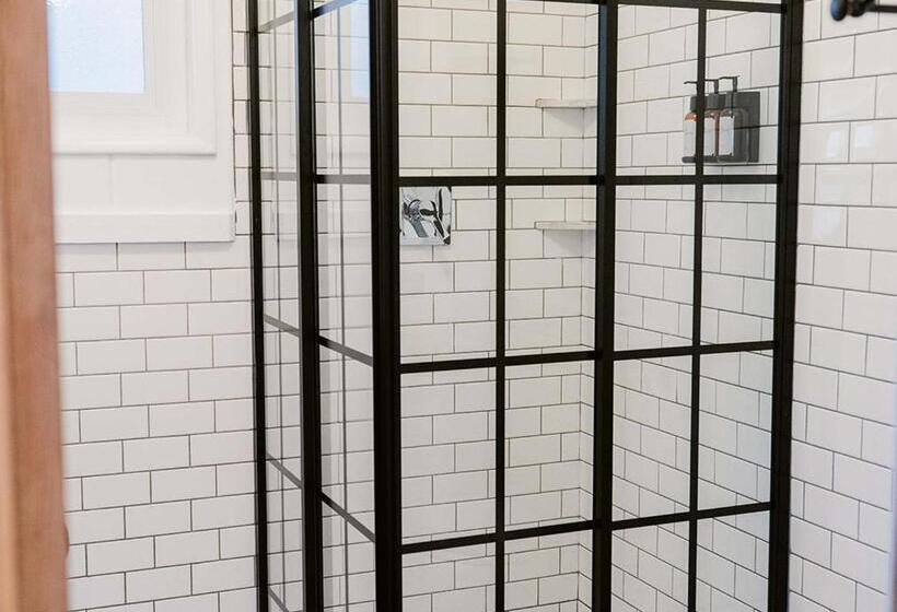 فندق صغير Grand Pine Cabins