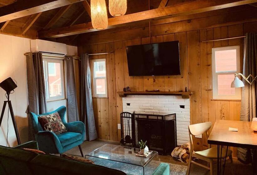 فندق صغير Grand Pine Cabins