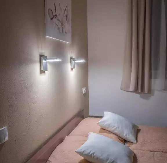 Retkeilymaja Pension Palla