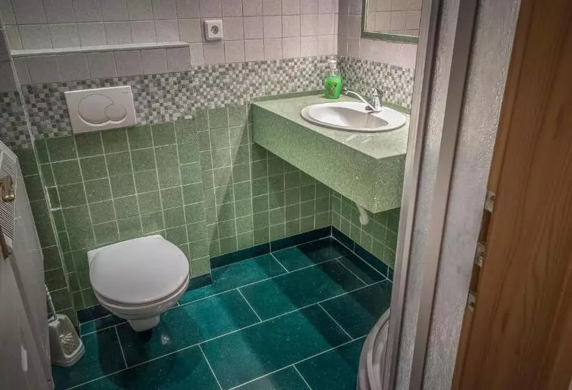 Retkeilymaja Pension Palla