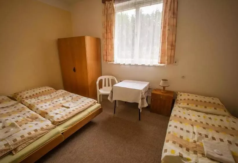 Retkeilymaja Pension Palla