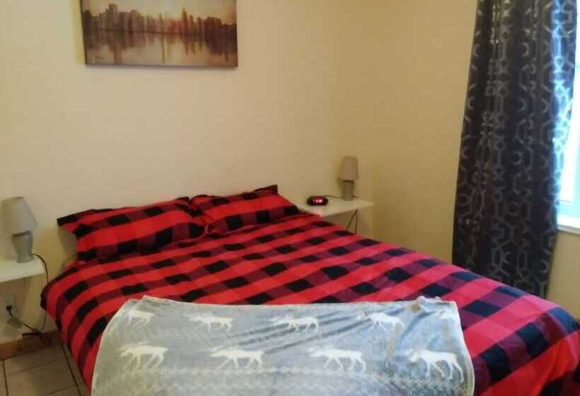 ホテル Auberge Du Lac Tiblemont