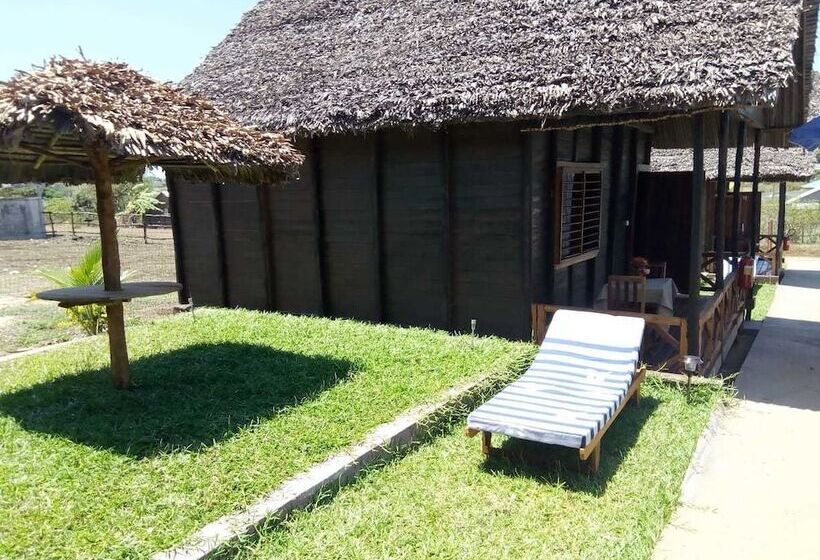 هتل Bungalows Des Tropiques