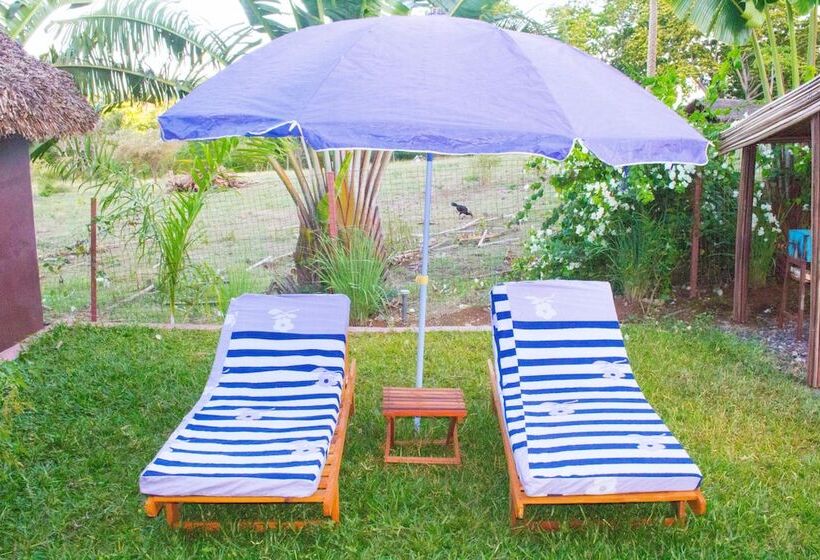 هتل Bungalows Des Tropiques