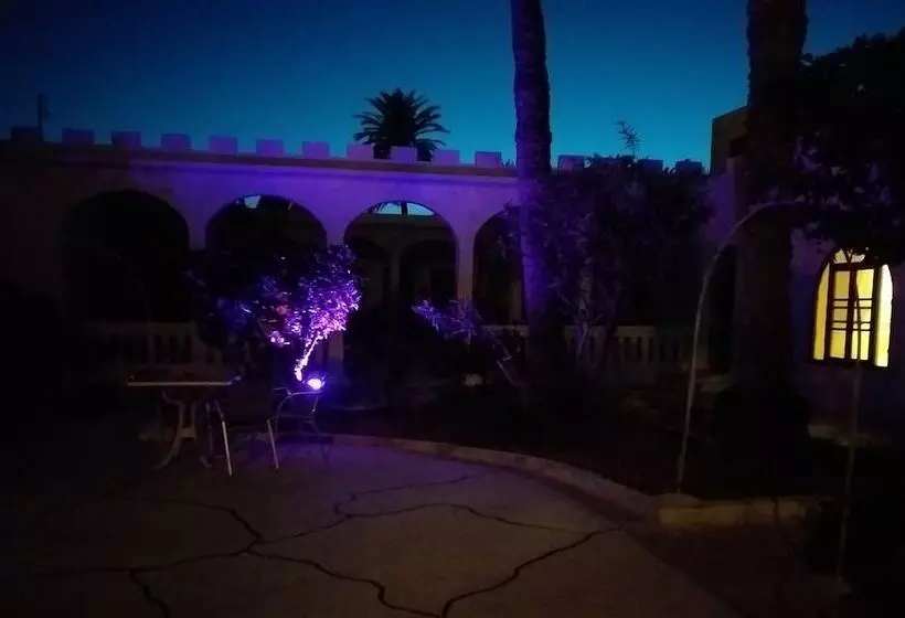 ホテル Dar Faiza