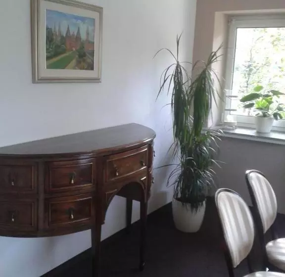 Hotelli Gasthaus Götze