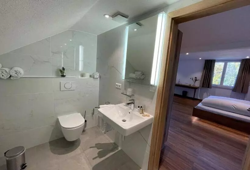 Hotelli Reich Am Ebnisee