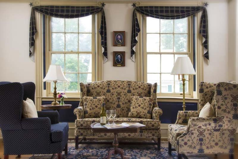 Bed and Breakfast Jacob Rohrbach Inn