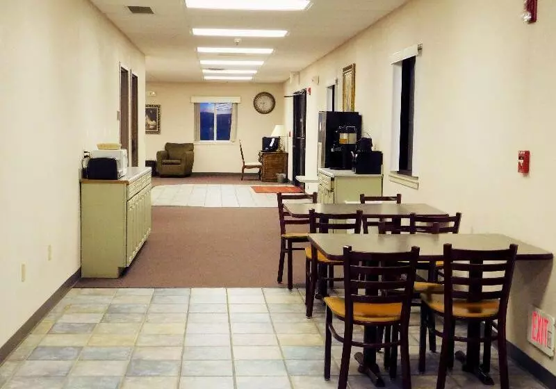 ホテル Americas Best Value Inn Fredonia