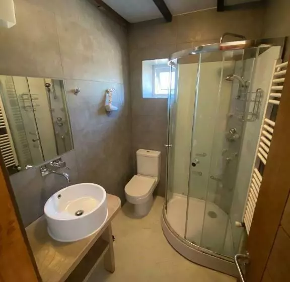 Hotelli Family Orchard Bed & Breakfast