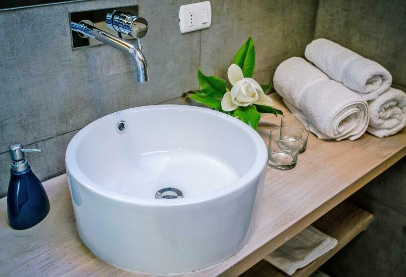 هتل Family Orchard Bed & Breakfast