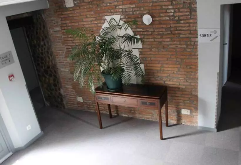 Hotelli Restaurant Le Tout Va Bien