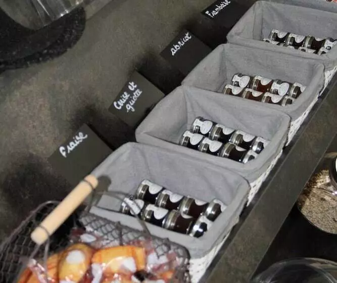 Hotelli Restaurant Le Tout Va Bien