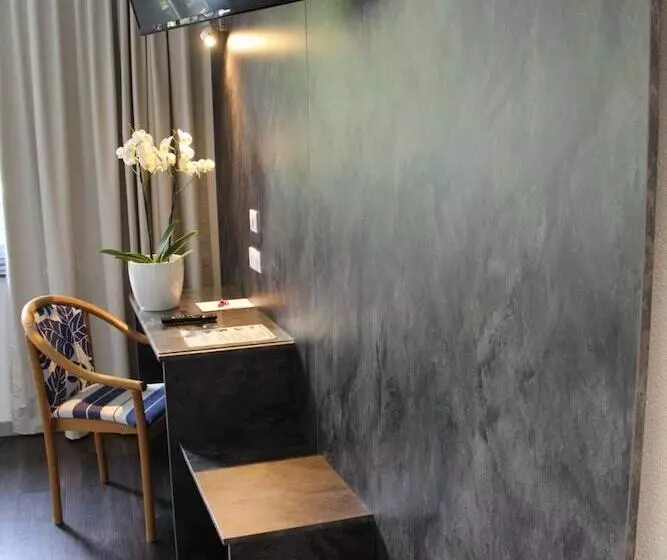 Hotelli Restaurant Le Tout Va Bien