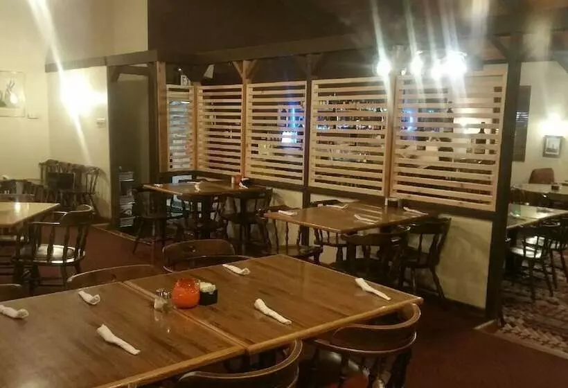 Motelli Bent Fort Inn