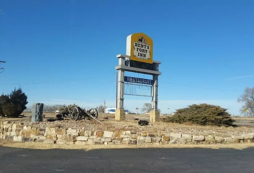 Motelli Bent Fort Inn