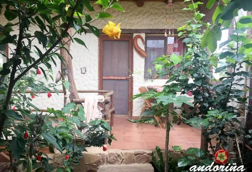 پانسیون Andoriña Hostal   Bed & Breakfast