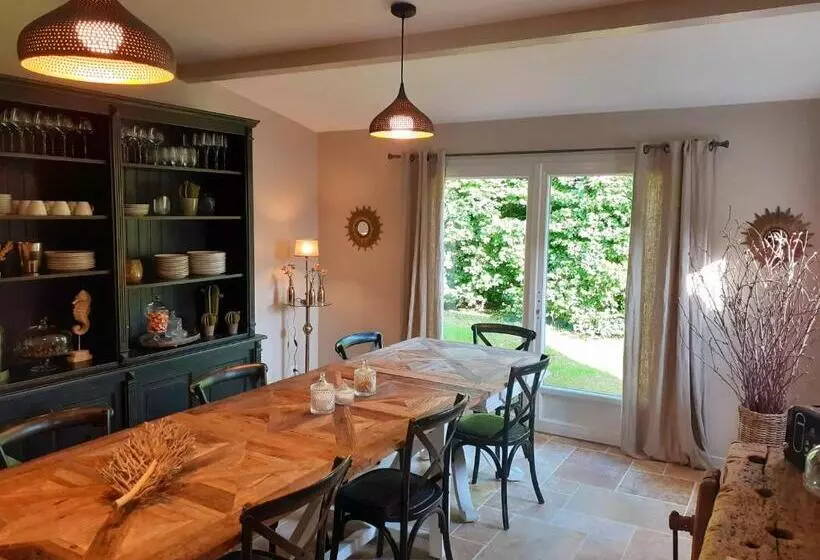 Majatalo Domaine De La Limetiere