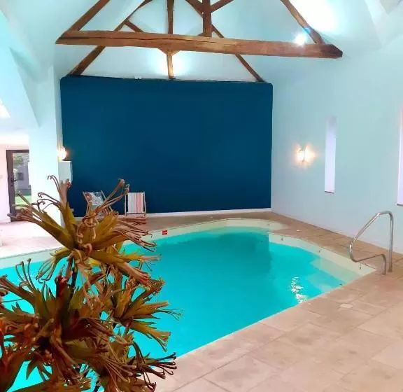 Majatalo Domaine De La Limetiere