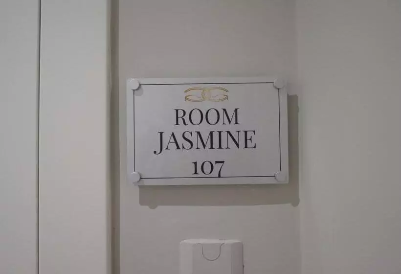 ペンション Golden Residence