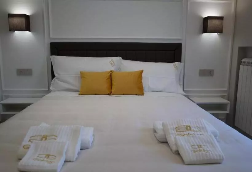 ペンション Golden Residence