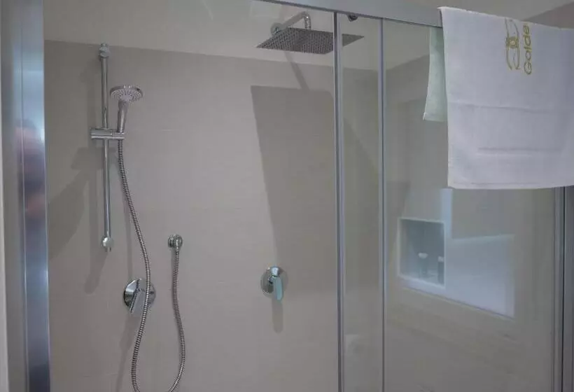 ペンション Golden Residence