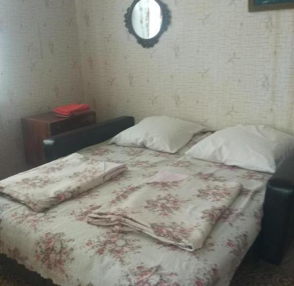 پانسیون Guest House Knarik