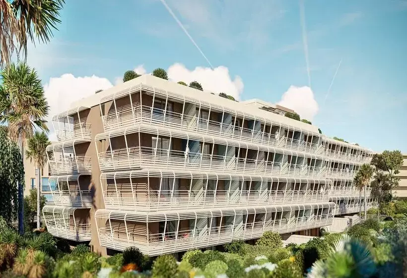 ホテル Ventura Saint-Tropez, Tapestry Collection by Hilton