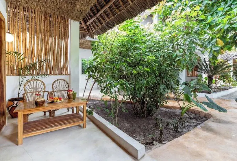 Hotelli Lujo Zanzibar Resort