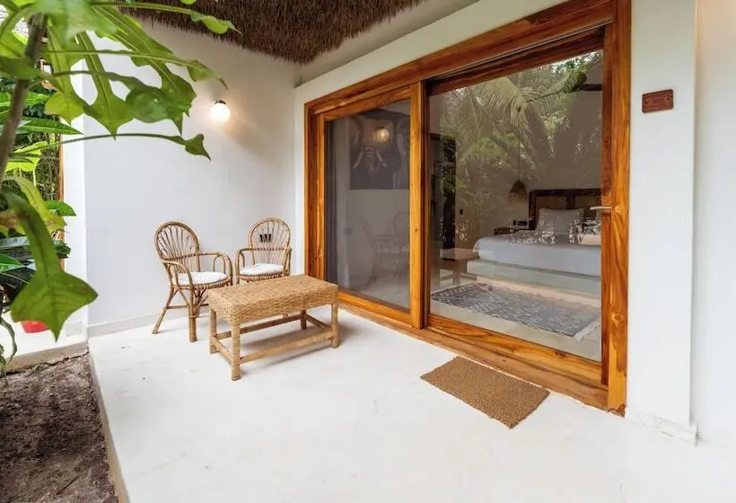 Hotelli Lujo Zanzibar Resort
