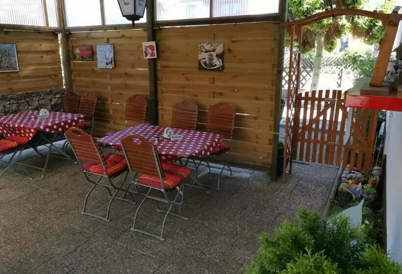 Retkeilymaja Frankenstube Winkelhaid