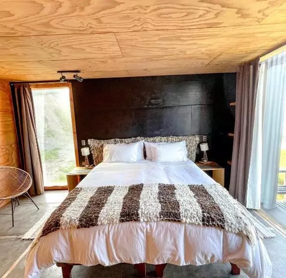 Aamiaismajoitus (B&B) El Coo Lodge