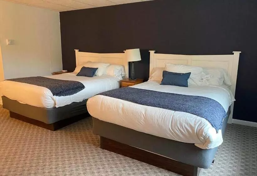 Hotelli Catskill Seasons Inn