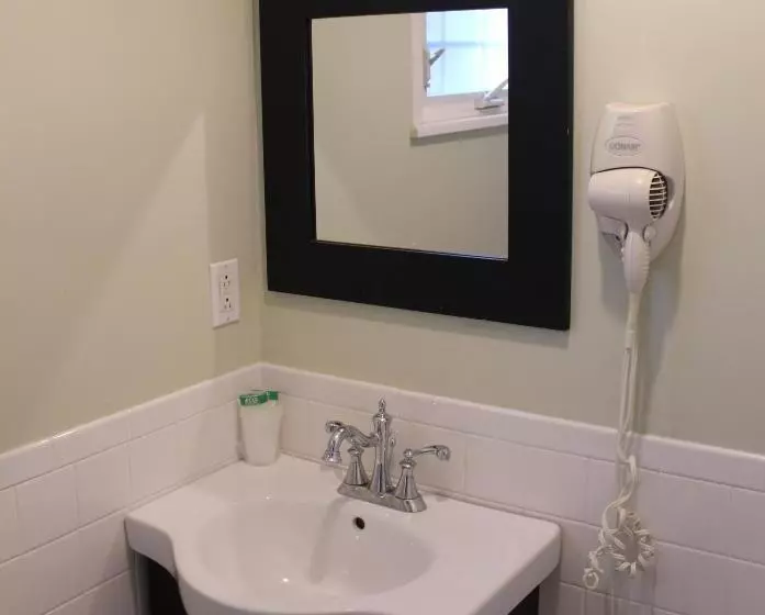 Hotelli Catskill Seasons Inn