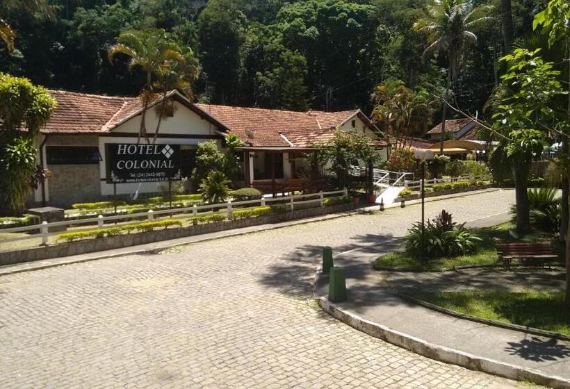 ホテル Colonial