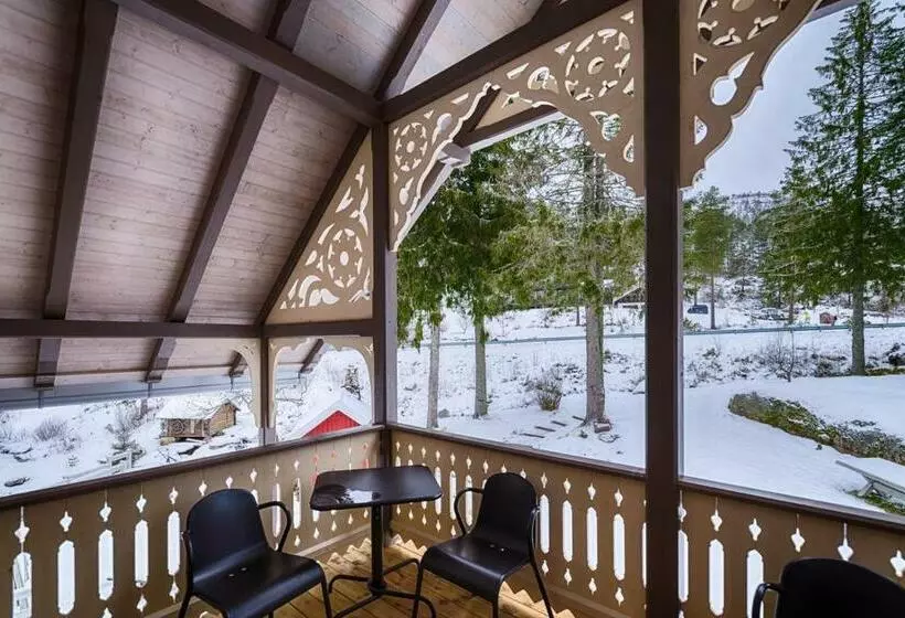 Hotelli L Eikerapen Gjestegård åseral